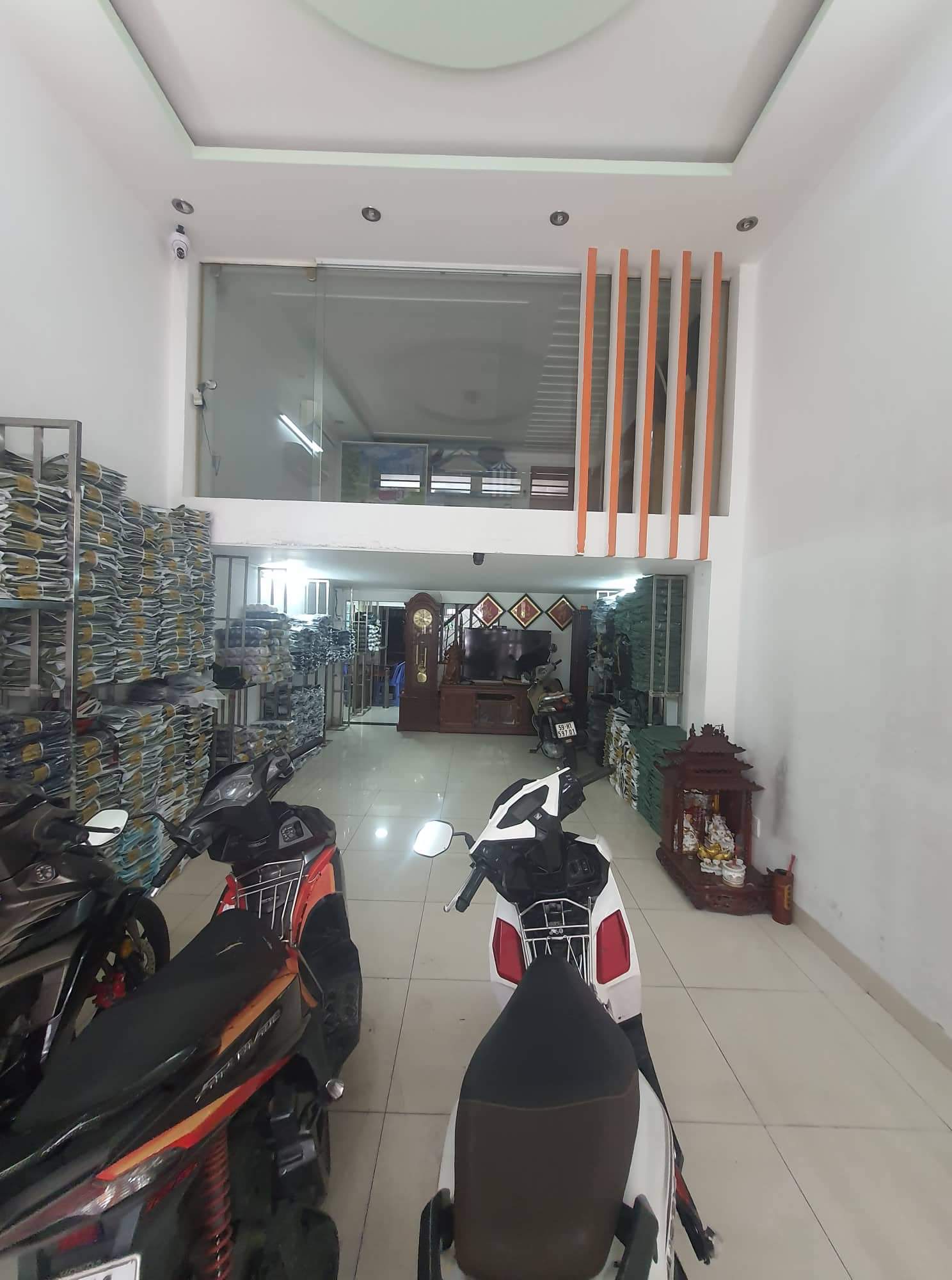 Bán nhà HXH 4 tầng BTCT Sư Vạn Hạnh Quận 5, 40m2 chỉ 12 tỷ