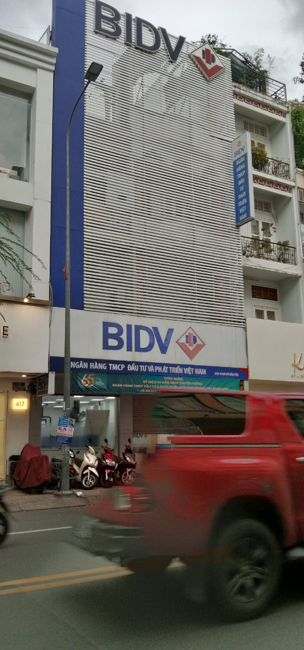 Bán nhà mặt tiền Nguyễn Tri Phương, P9, Q10, DT: 8x28m, Hầm 6 lầu ST, Giá 99 tỷ