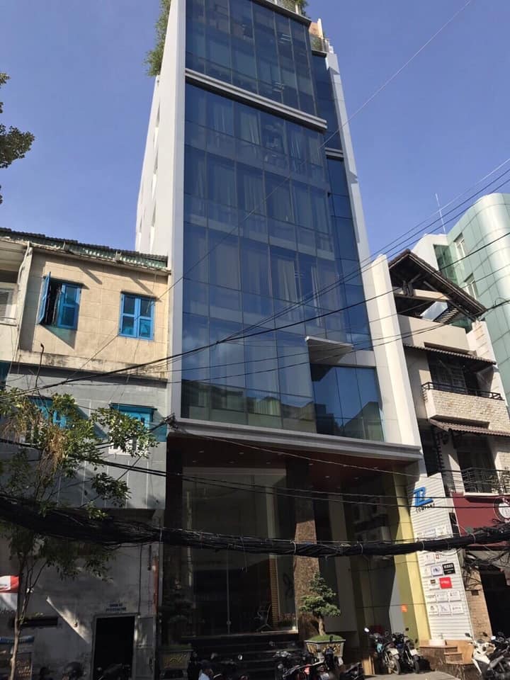 Bán nhà góc 2 mặt tiền Thăng Long P4 Tân Bình (5.2 x 20m)3 lầu sân thượng hợp đồng 70 triệu/tháng