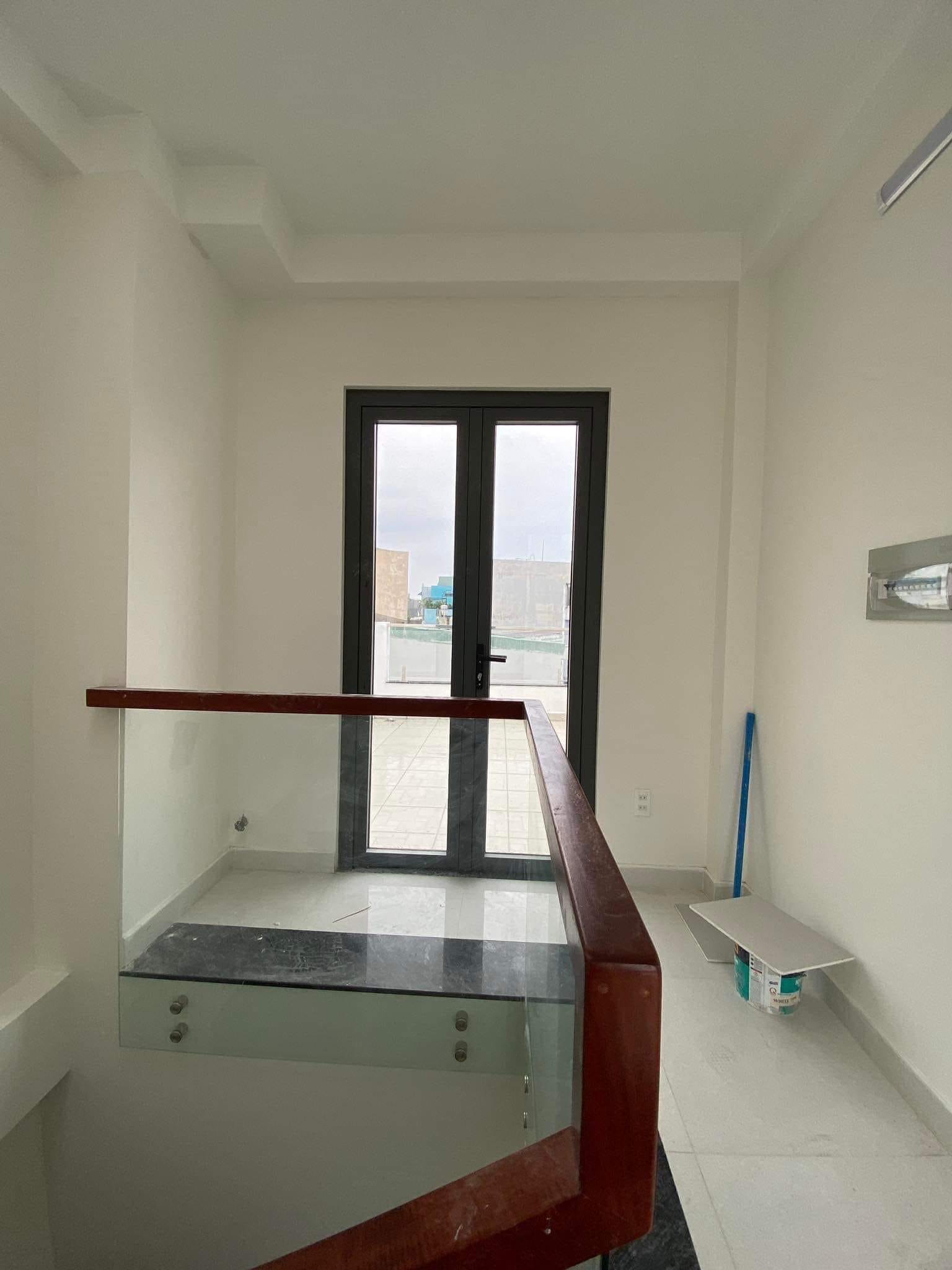 Bán nhà góc 2 Mt hẻm 8m cmt8 P13 Q10 Giá tốt nhất thị trường 