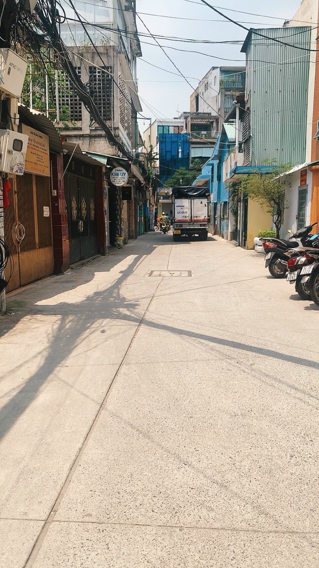 Bán nhà hẻm 528 Điện Biên Phủ, P11, Q10. DT: 39m2 = 6 tỷ.