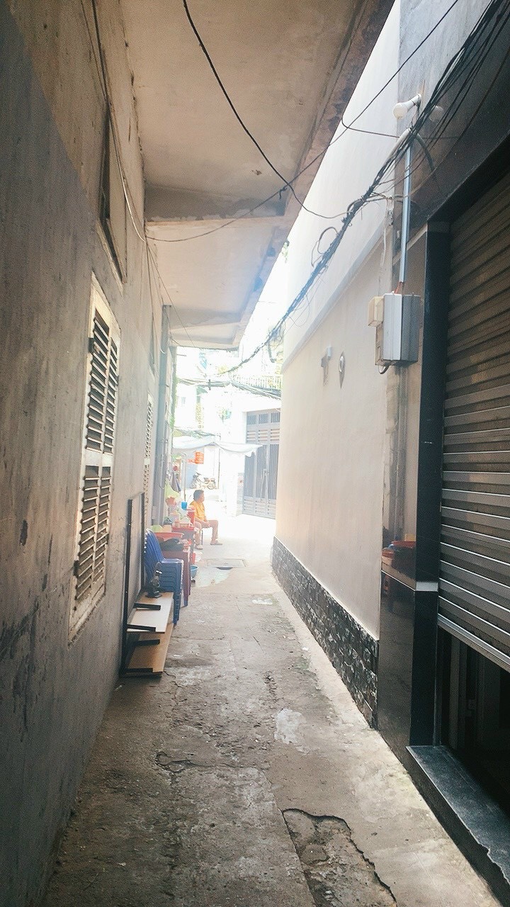 Bán nhà hẻm 528 Điện Biên Phủ, P11, Q10. DT: 39m2 = 6 tỷ.