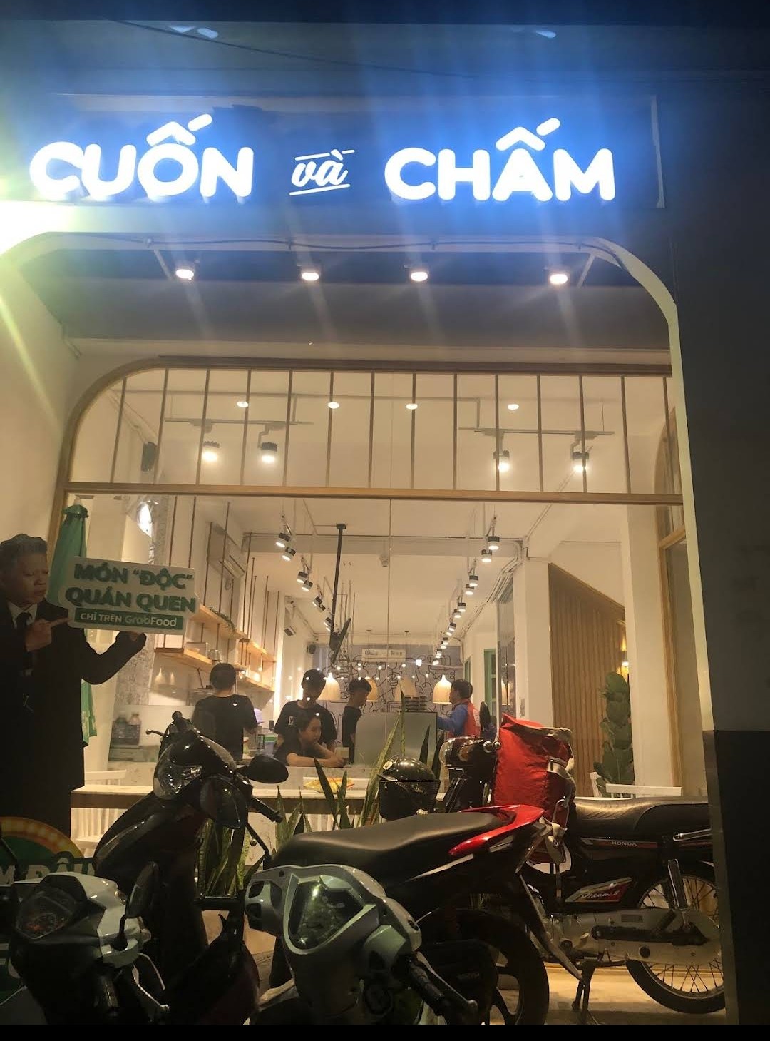 Bán nhà MT Phạm Ngọc Thạch, P. 6, Quận 3 DT: 4,5x20m, K/C: hầm trệt 5L ST + TM, giá 32,5 tỷ TL