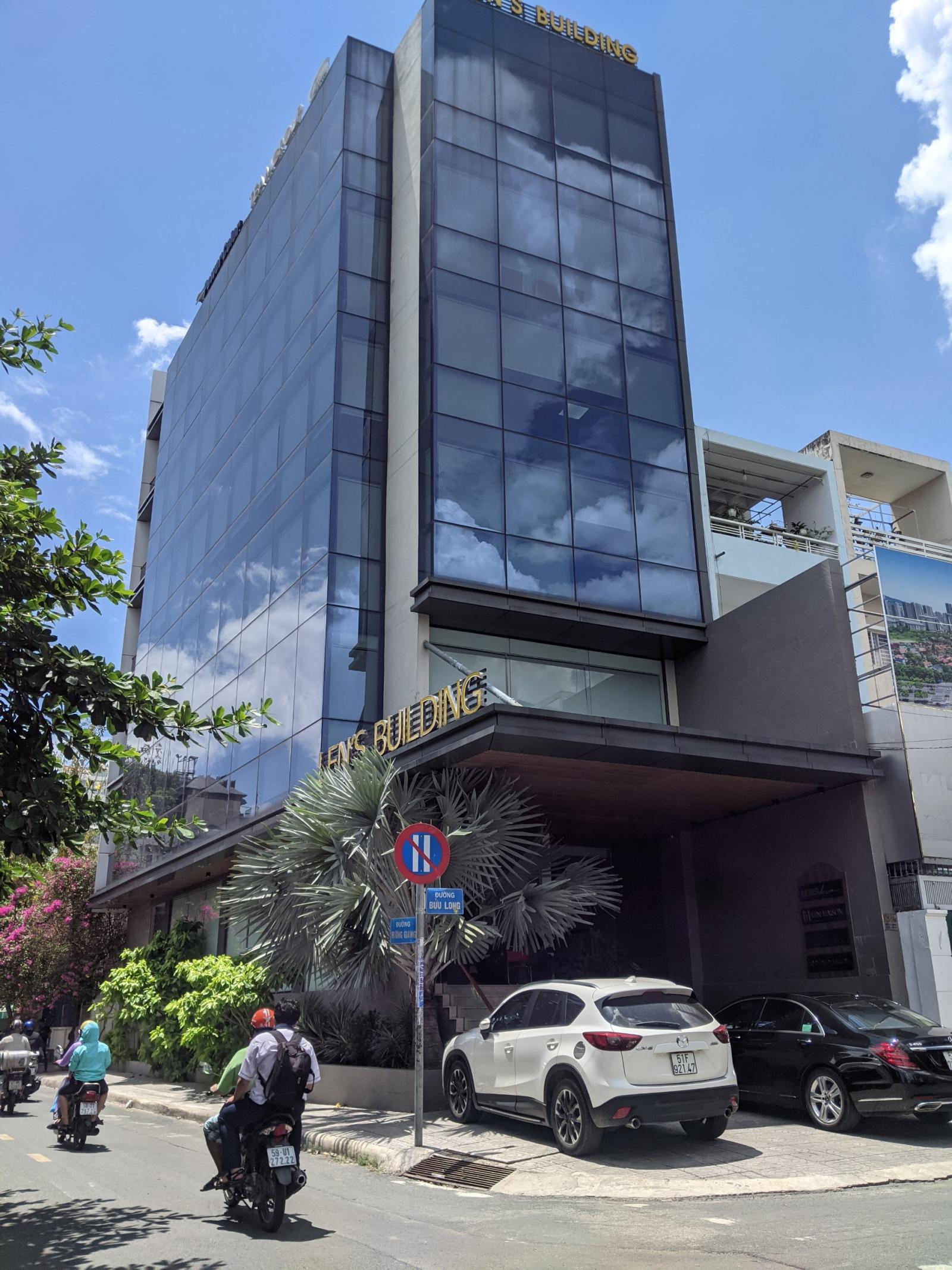 Bán tòa nhà mặt tiền 7 lầu Đặng Văn Ngữ, Phú Nhuận, 12*14m, giá 50 tỷ, đang kinh doanh logistics.