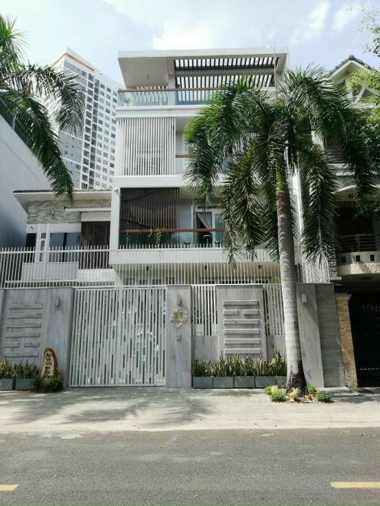 Bán nhà HXT Nguyễn Cửu Vân, P17,Bình Thạnh: 7x22m- có 3 tầng - Gía chỉ 21,8Tỷ