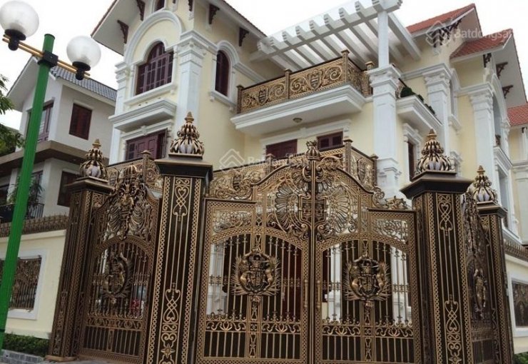 Cần bán gấp nhà khu biệt thự ngay Nguyễn Phúc Chu, P15, Tân Bình, DT: 461m2 giá chỉ hơn 100tr 0938061333