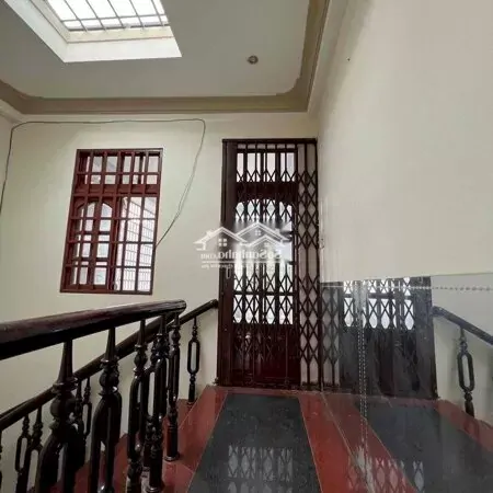 Bán nhà MT đường Tân Hương 4,2x19 3 Lầu ST giá 12,6 Tỷ. P Tân Quý