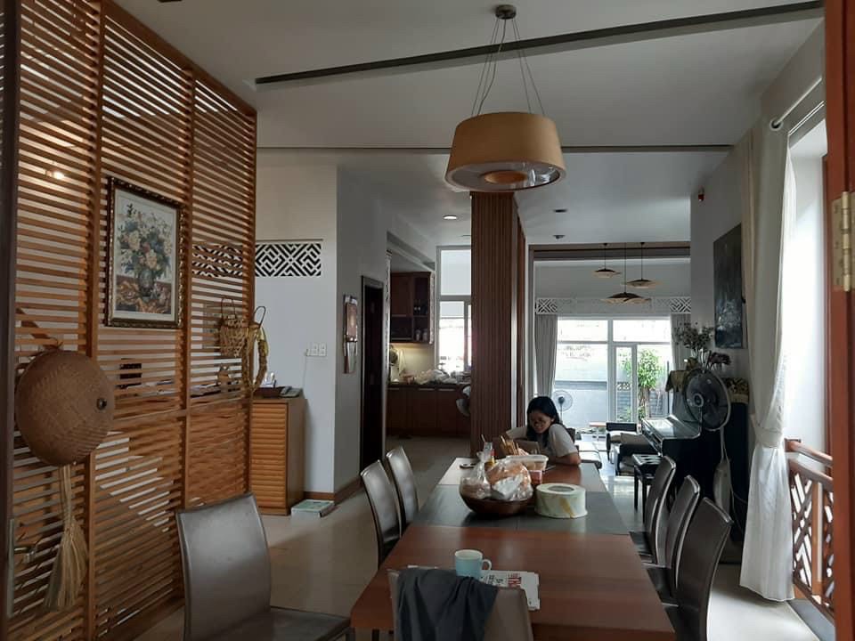 Bán nhà biệt thự mới, thiết kế hiện đại MT Đỗ Bí, p. Phú Thạnh, Tân Phú DT 181m2, hầm 3 lầu giá 21.9 tỷ tl