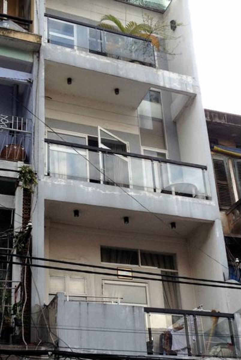 Nhà căn góc 2 MTNB Bình Phú 1 – 4.5x20m – 3 lầu sân thượng – chỉ 11.5 tỷ