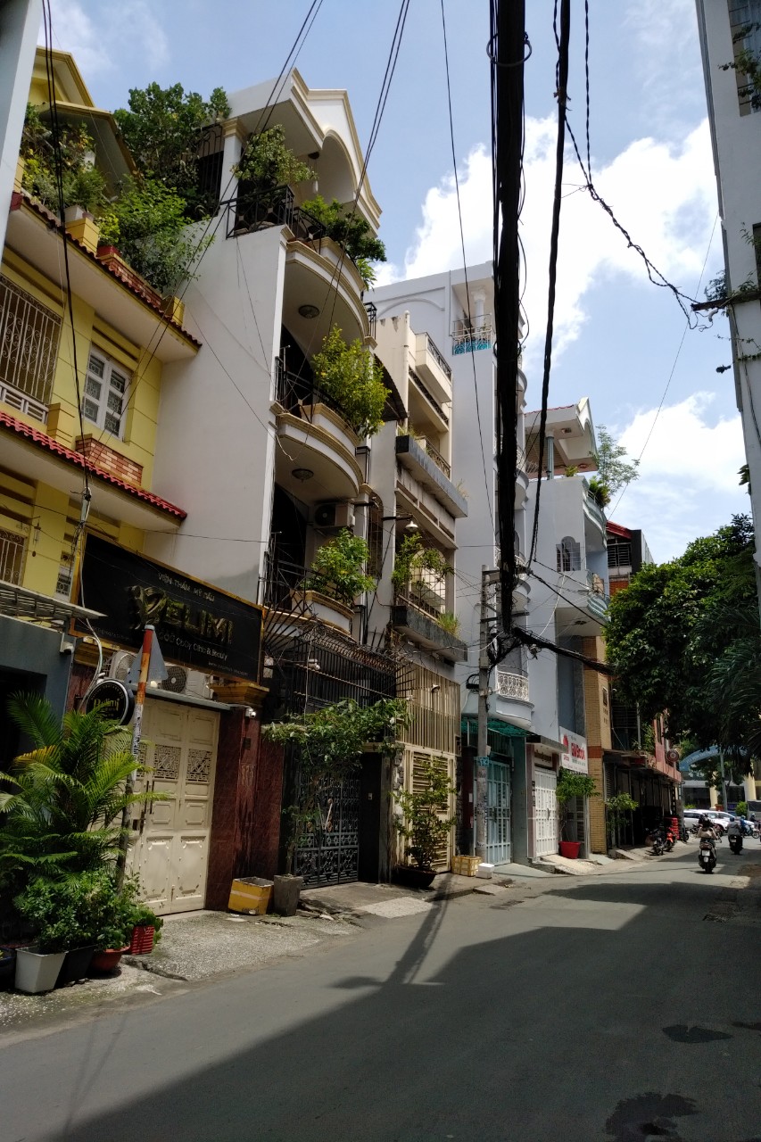 Bán Nhà HXH Cộng Hòa, P4, Tân Bình. DT: 4.5x19m vuông vứt, 3 Lầu St, Giá 17 tỷ 
