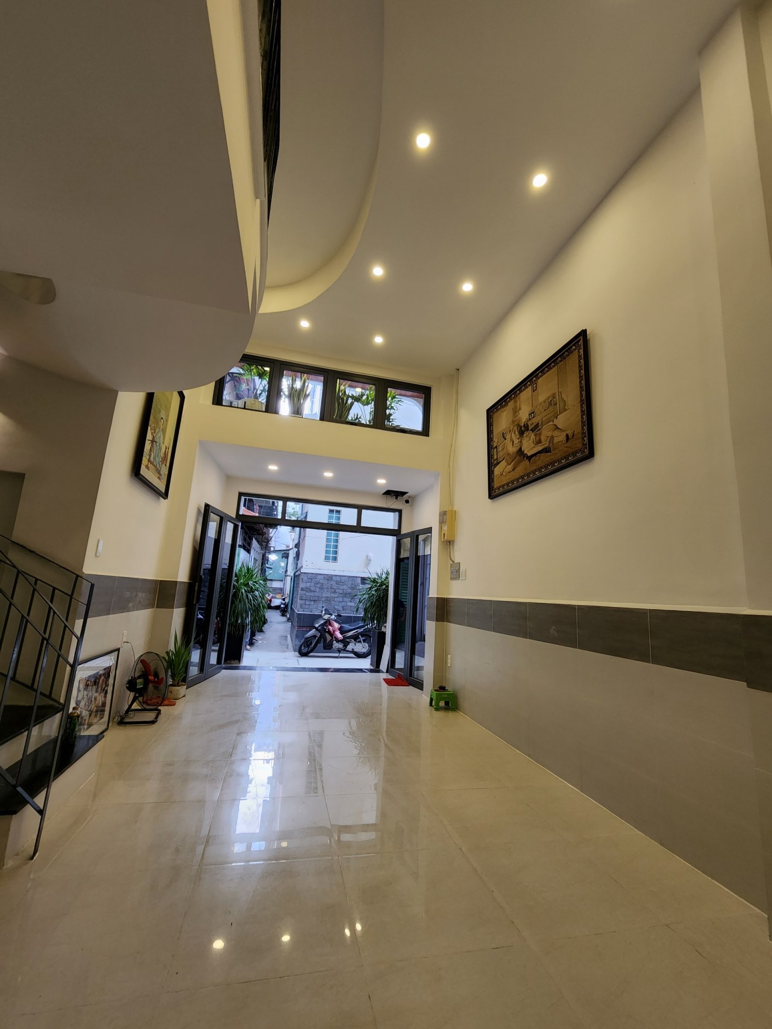 Tòa Nhà CHDV MT Nguyễn Hồng Đào, P14, Tân Binh 6.8*18m, 26 tỷ 