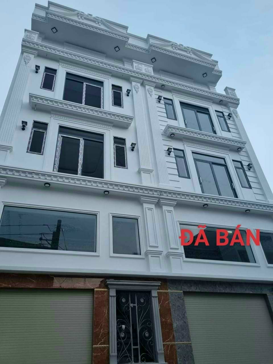 Bán nhà bán quận Bình Tân, hẻm /Hương Lộ 2,Nhà 5.5*12m đúc 3,5 tấm, thiết kế đẹp 