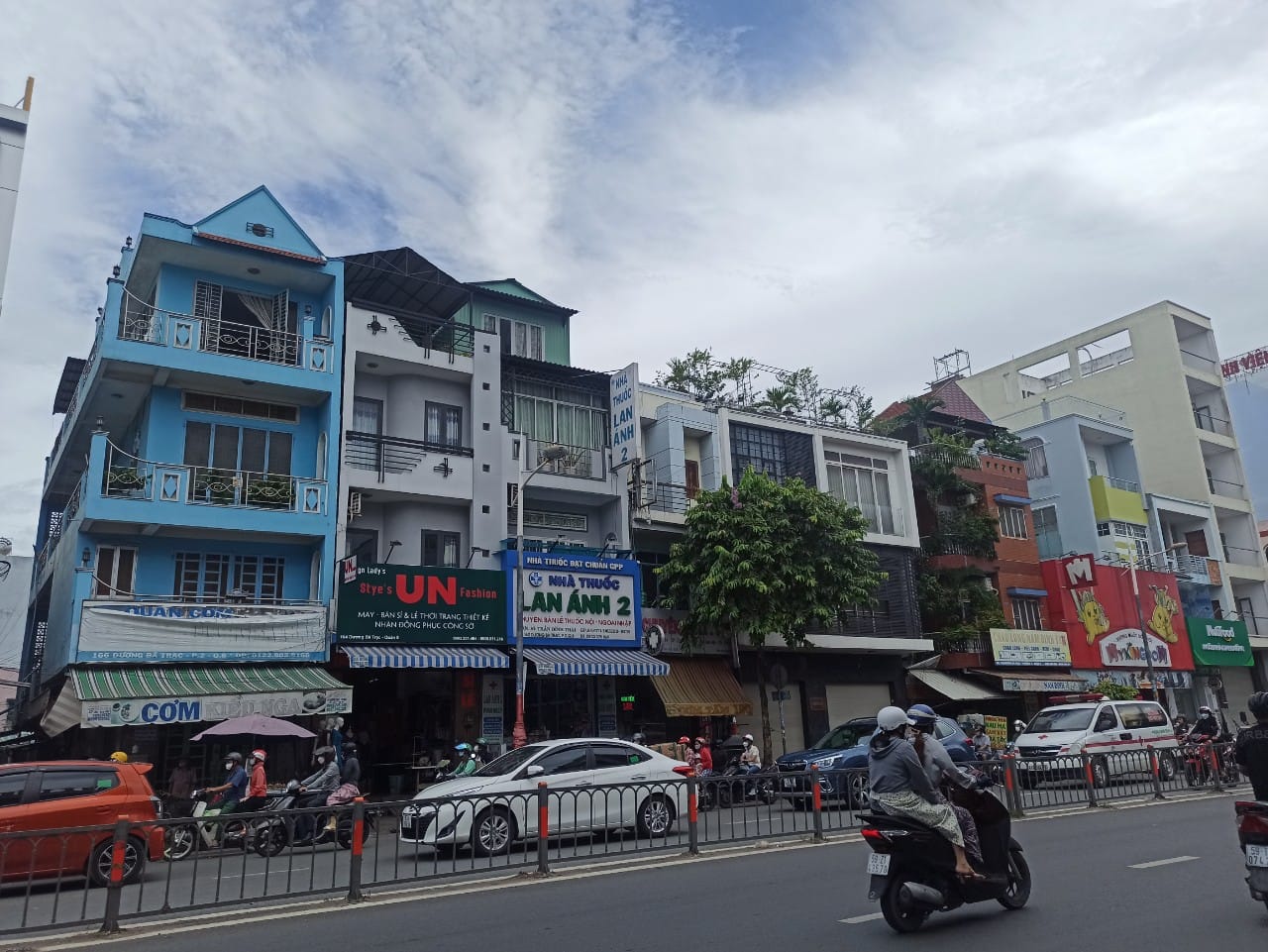 Bán nhà mặt tiền kinh doanh Dương Bá Trạc-4.2x14m-4 tầng -19.9 Tỷ