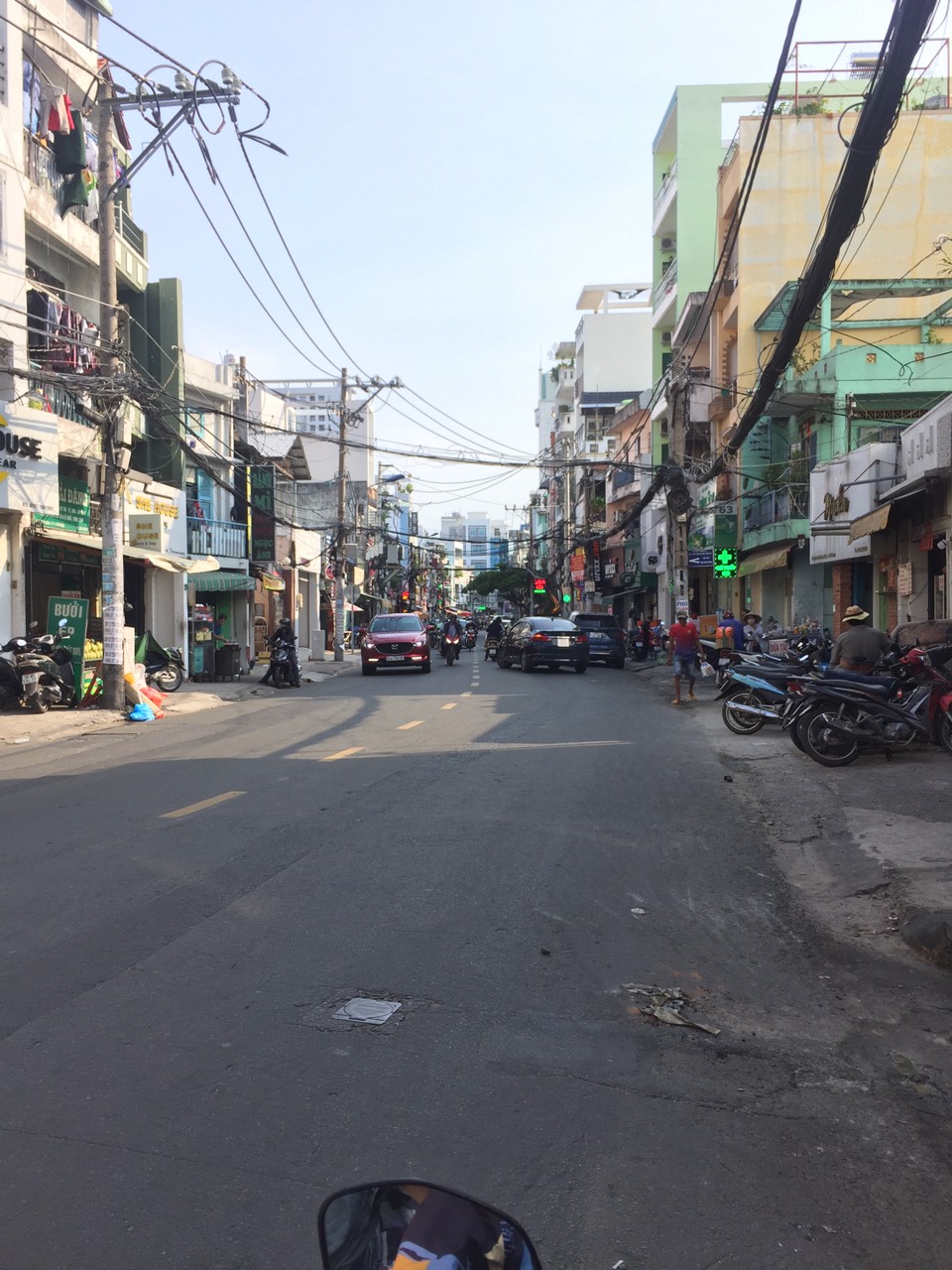 Khuôn đất siêu hiếm – MT Q.Phú Nhuận, DT: 8,2m x 28m (vuông vức) ,CN : 220m2, Giá chỉ: 49 tỷ (TL)