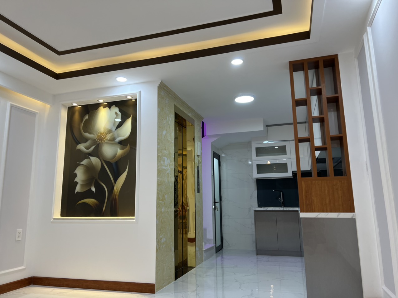 Bán nhà hẻm 453 Lê Văn Sỹ, P12, Q3 4x16m 2 lầu đúc kiên cố giá 9,9 tỷ thương lượng