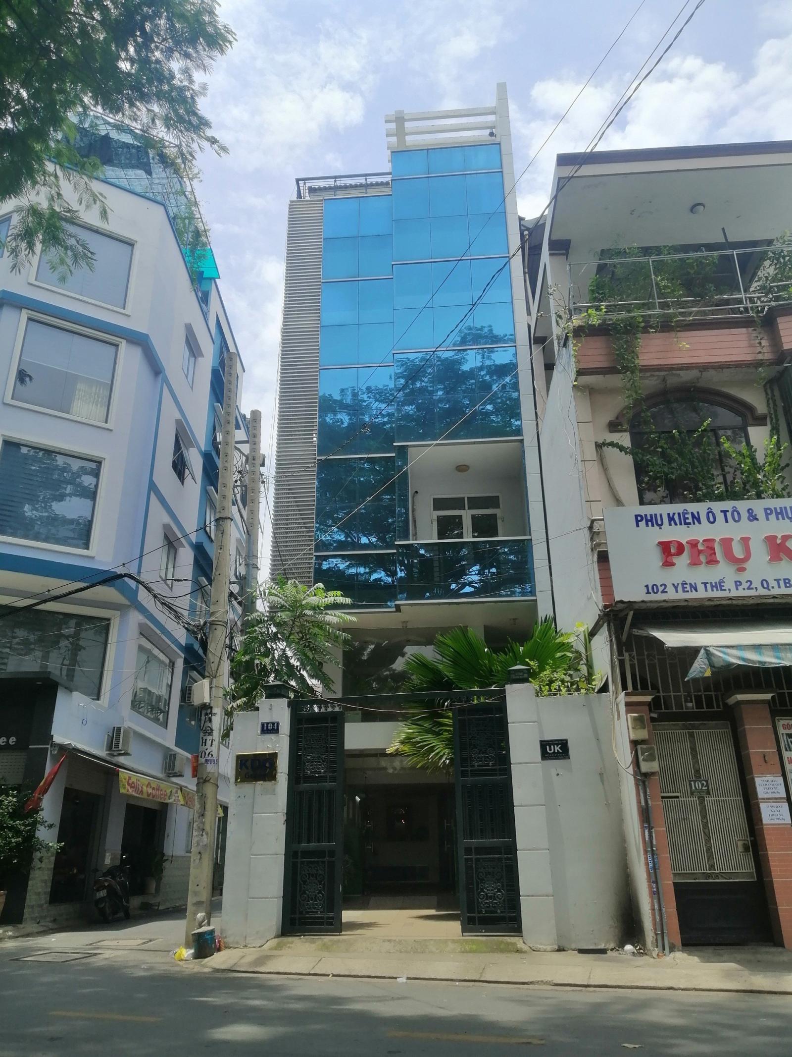 Bán căn hộ dịch vụ Hồng Hà, Tân Bình, 6*20m, 3 lầu, đag thuê 50 triệu, giá 16.5 tỷ