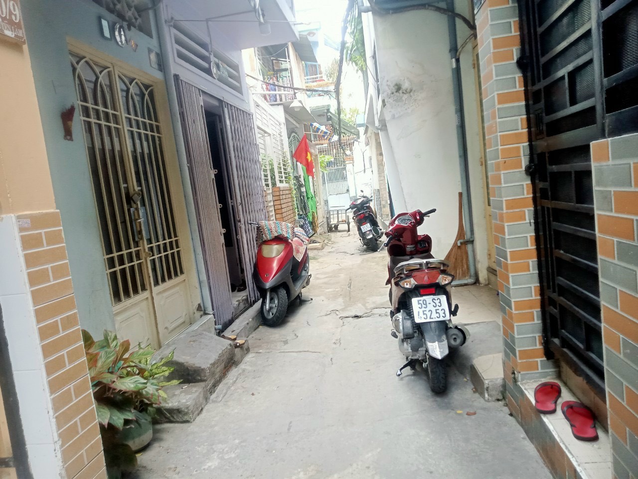Bán nhà đường Nguyễn Lâm, Phường 3, thông Vạn Kiếp (3,1x9m), trệt 1Lầu. Giá 2tỷ75 TL