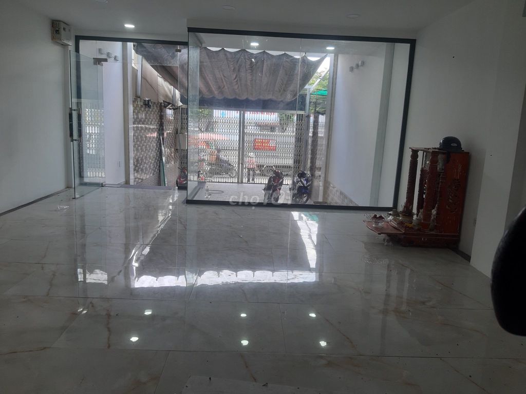 Nhà MT Lũy Bán Bích 4.5x28 7 Lầu Thang Máy P Tân Thánh Giá 23T