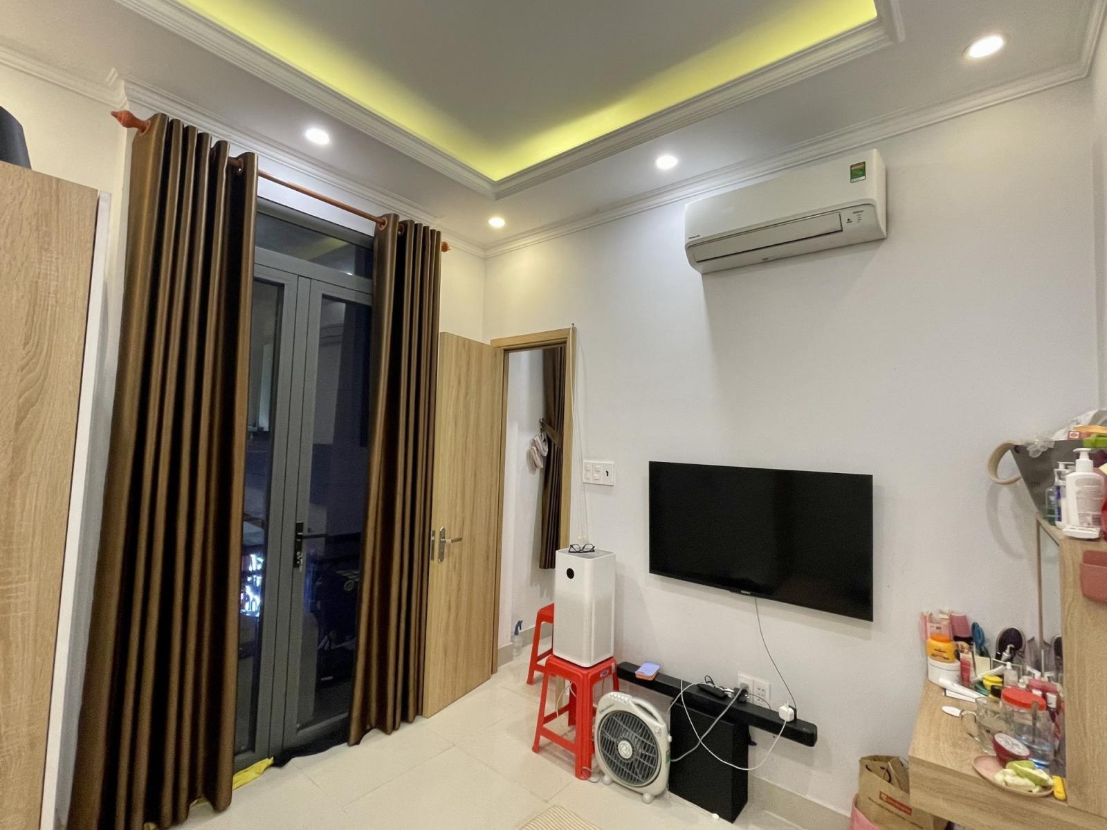 Bán nhà Huỳnh Tấn Phát, Quận 7, 4 tầng ngang 4M giá 3.6 tỷ nhà đẹp