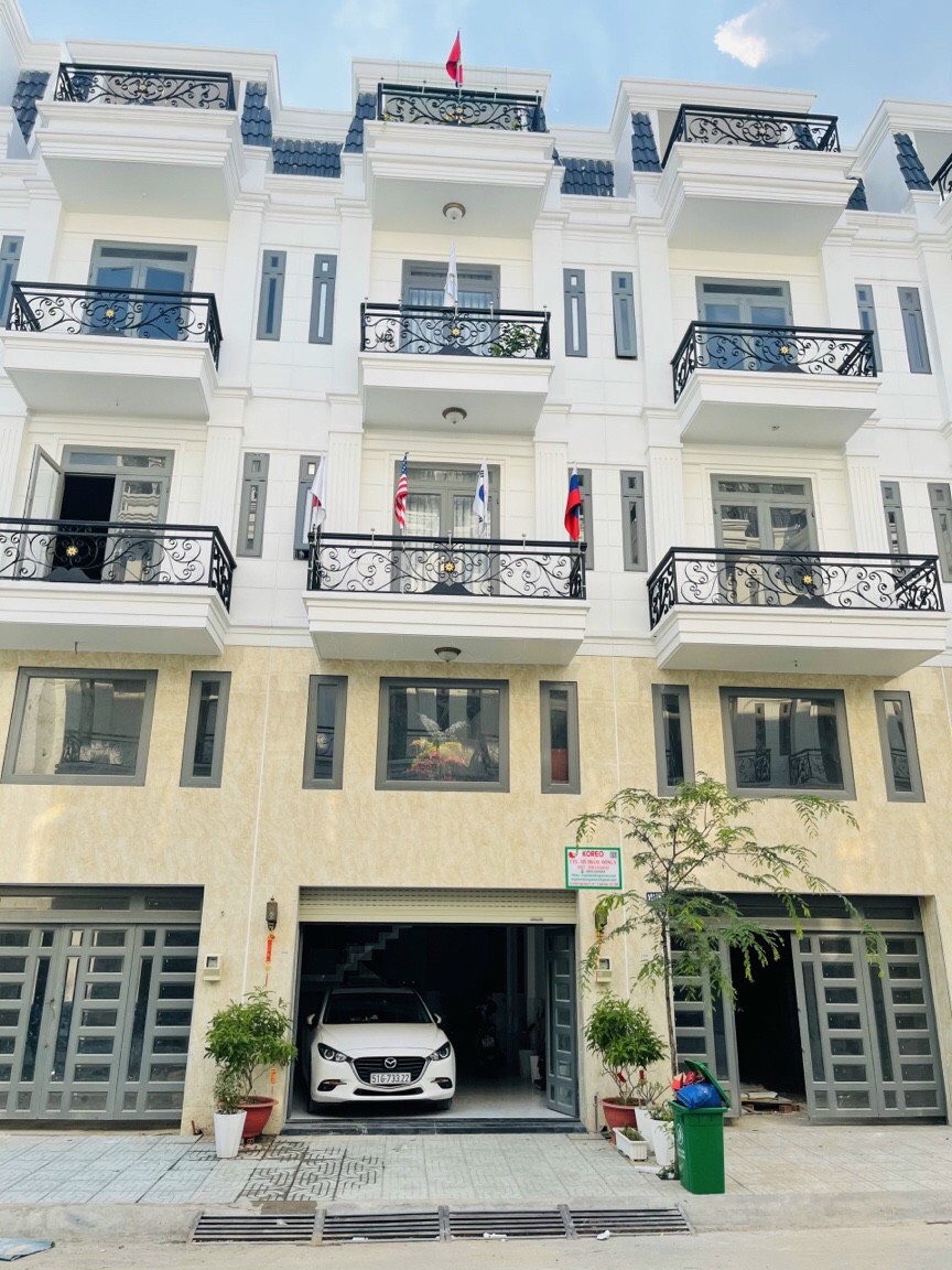 Bán nhà 3 tầng 4PN, 5WC, mặt tiền Nguyễn Văn Yến, Tân Phú, DT 5x16m, SHR, LH: 0908714902 AN