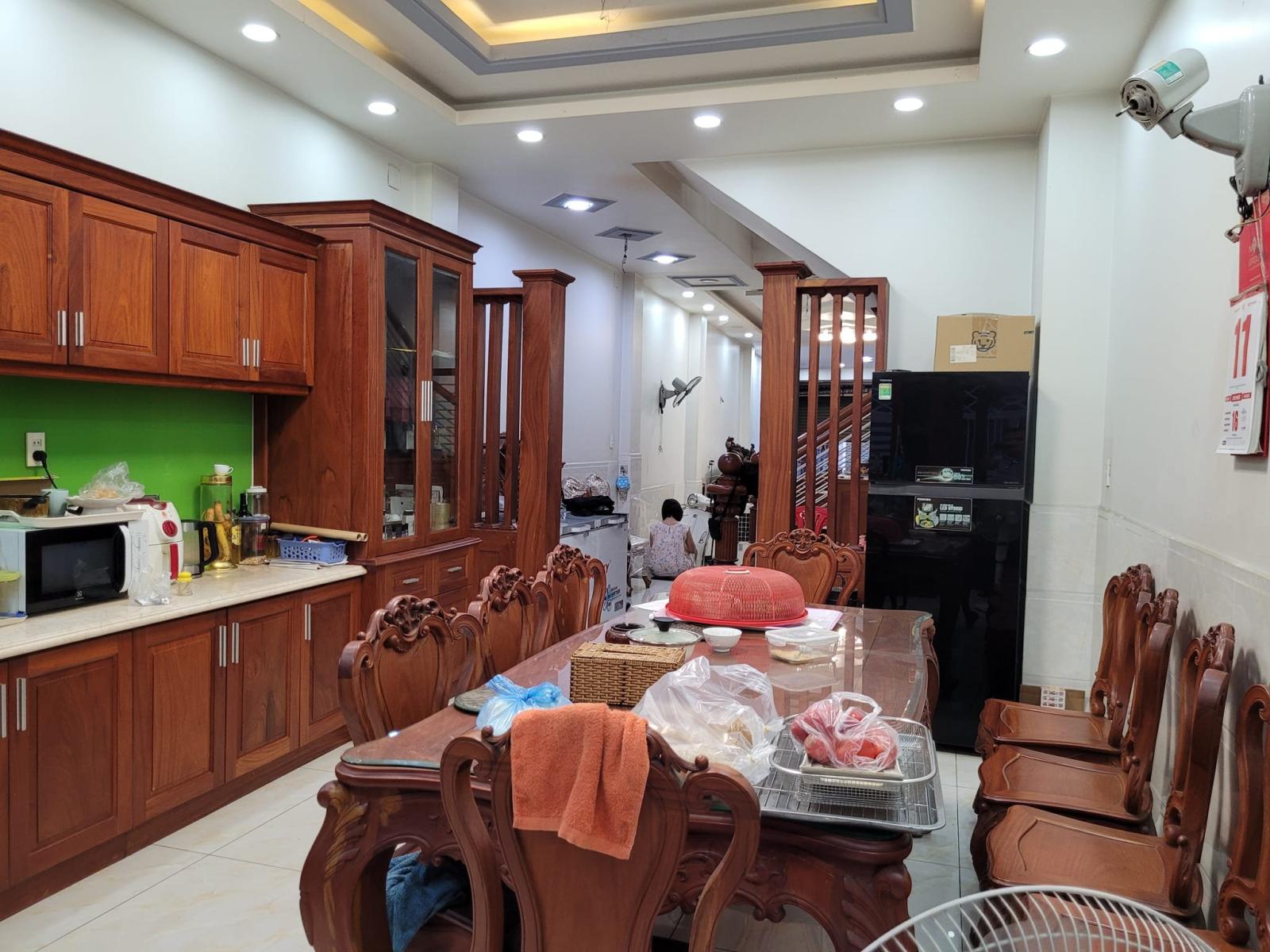 Bán nhà mặt tiền Nguyễn Tư Giản, 100m2, 4 tầng, tặng Full nội thất, 14.5 tỷ.