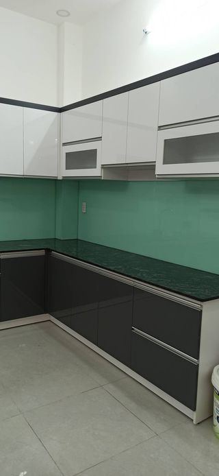 Bán nhà mặt tiền đường số 11, dt 90m2 5 tầng, giá 15,5 tỷ