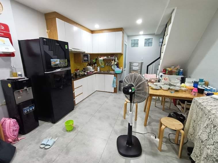 Bán nhà Bùi Văn Ba Quận 7, 65m2, bề ngang 4M chỉ 4.4 tỷ