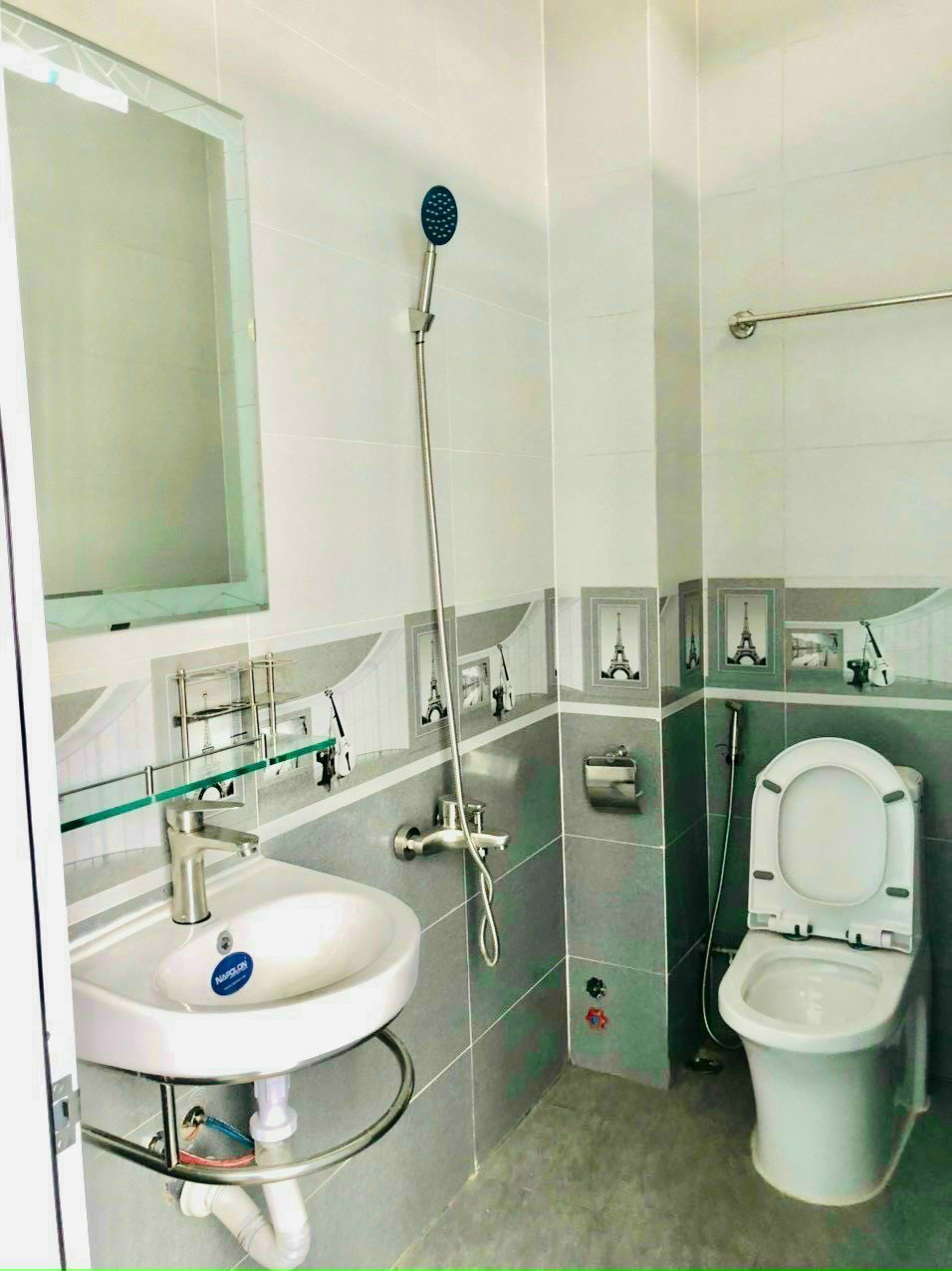 Nhà MT Nguyễn Bá Tòng gần Bảy Hiền – (98.6m2) – 2 Lầu – 13.9 Tỷ.