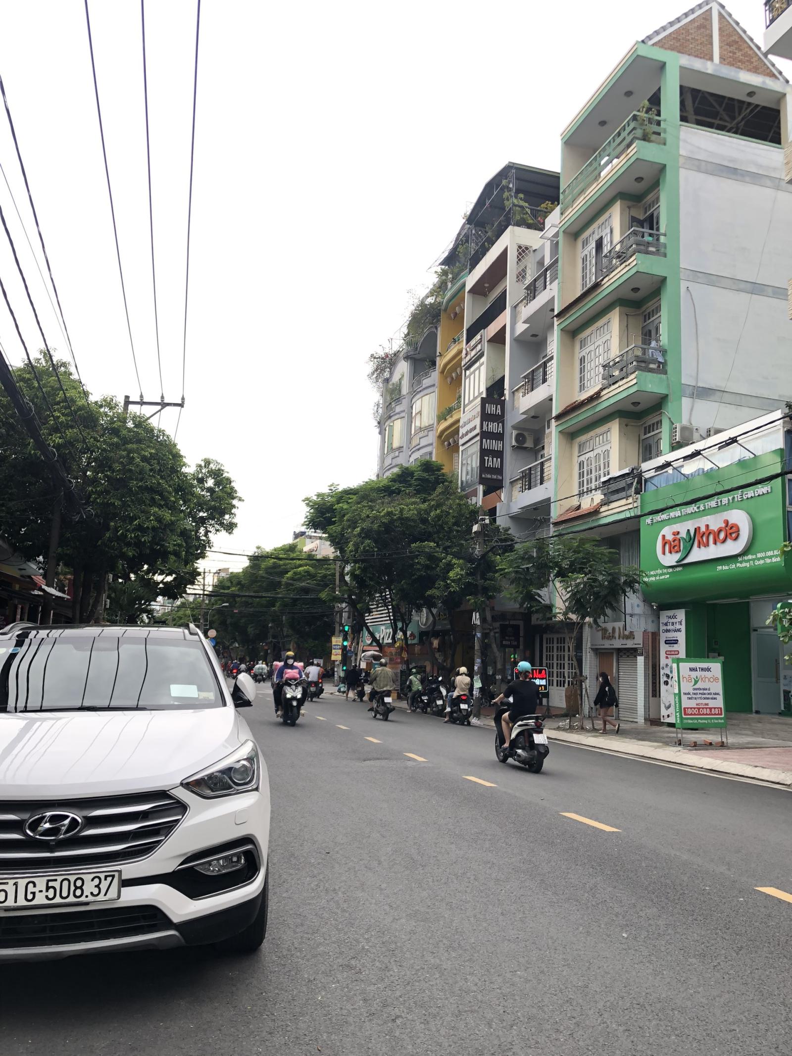 5x20m; bán nhà mặt tiền Nguyễn Quang Bích, Tân Bình; vị trí kinh doanh tuyệt đẹp