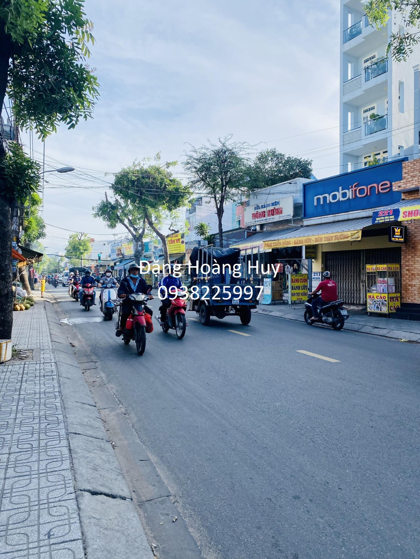 Mặt tiền Nguyễn Văn Quá - Đông Hưng Thuận 11. DT: 6x18m. đang cho thuê 60tr/tháng. Giá 9.9 tỷ. Lh:0961563246