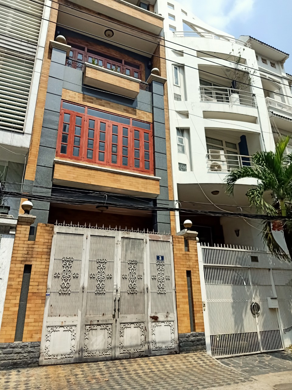 Cần tiền bán gấp nhà 2 lầu, hẻm 8m, đối diện Cityland, DT 6x18m Nguyễn Văn Lượng, GV. Giá: 6,3 tỷ