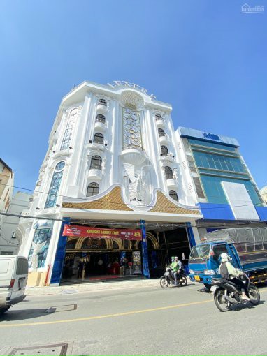Bán nhà mặt tiền Hai Bà Trưng, Tân Định, Quận 1, DT: 9x20m, Trệt 3 lầu, Giá 90 tỷ TL