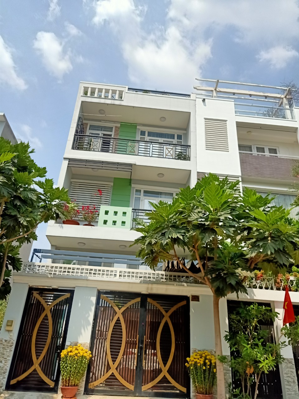 Bán nhà khu dân cư Huy Hoàng Maiđường Nguyễn Oanh, GV, DT 4x19m, 3 lầu, đường 7m