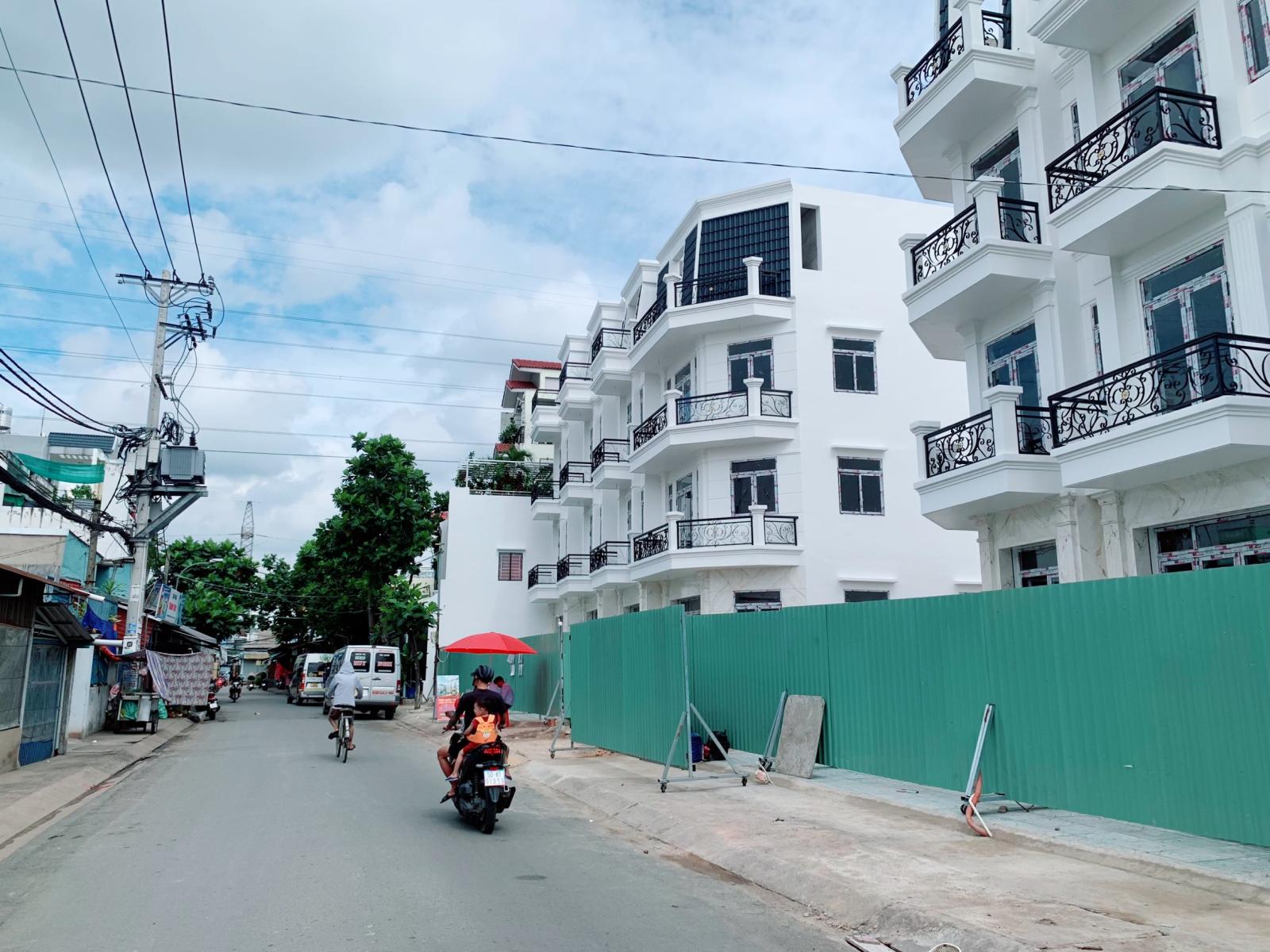 MTKD Nguyễn Triệu Luật - Bình Tân, 5*20m, sổ riêng, sân ô tô, xây 4 tầng, có thang máy > :LH 0908714902 AN