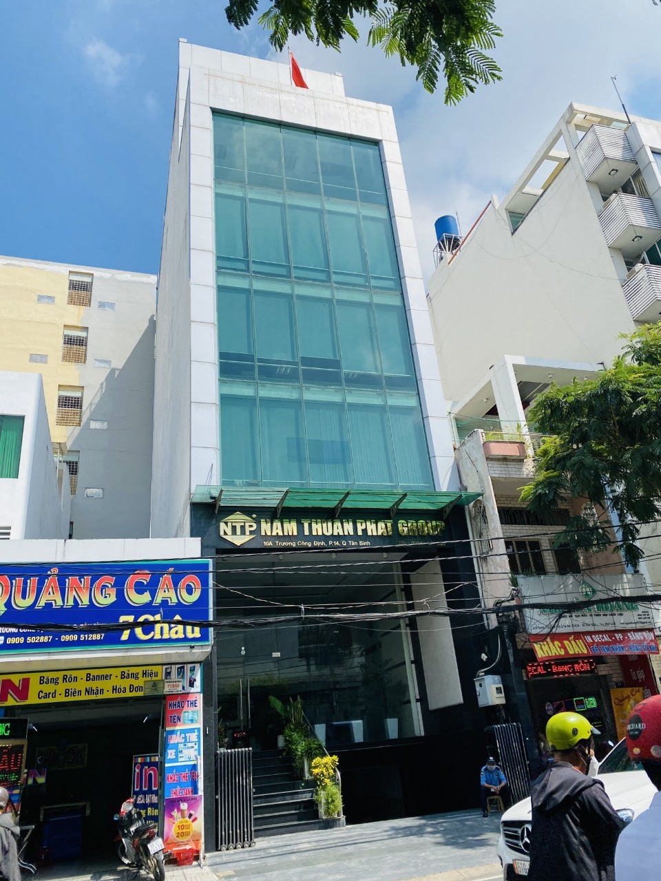 Bán nhà mặt 506 đường 3 tháng 2 P.14 Quận 10 (4.2x20m) 3 lầu giá cực rẻ không còn sự so sánh chỉ 18.8 tỷ tl