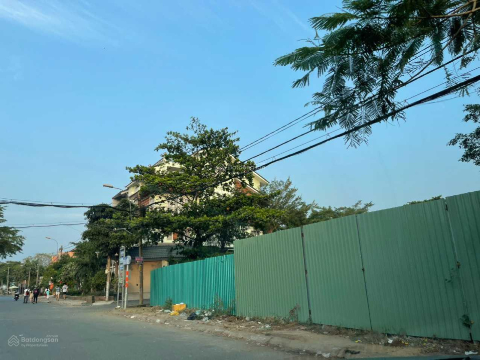 Bán gấp nhà C4 tiện xây dựng mới ngay Nguyễn Văn Hưởng-Thảo Điền-DT 10x24 vuông vức-giá chỉ 51 tỷ 0938061333