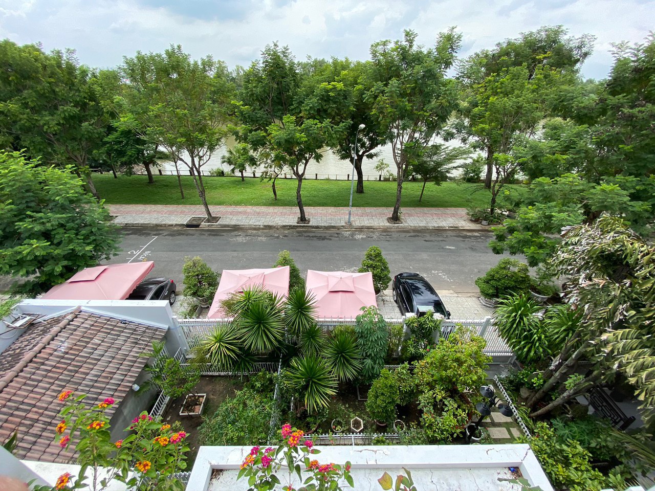 Bán nhà biệt thự mặt tiền sông khu dân cư ven sông Tân Phong, quận 7