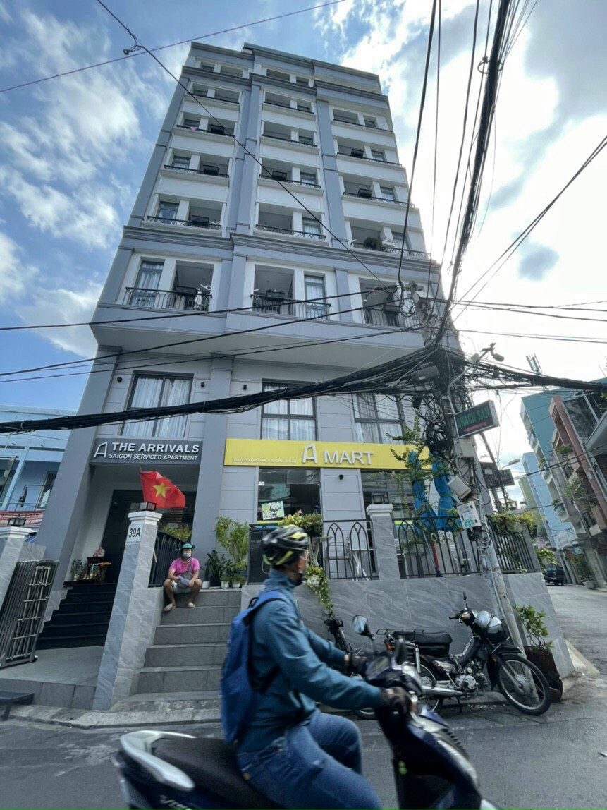 Cần tiền bán gấp nhà MT Nguyễn Trãi, P. Bến Thành Q1. Dt: 4.1x20m, 5 tầng, giá bán 72 tỷ TL