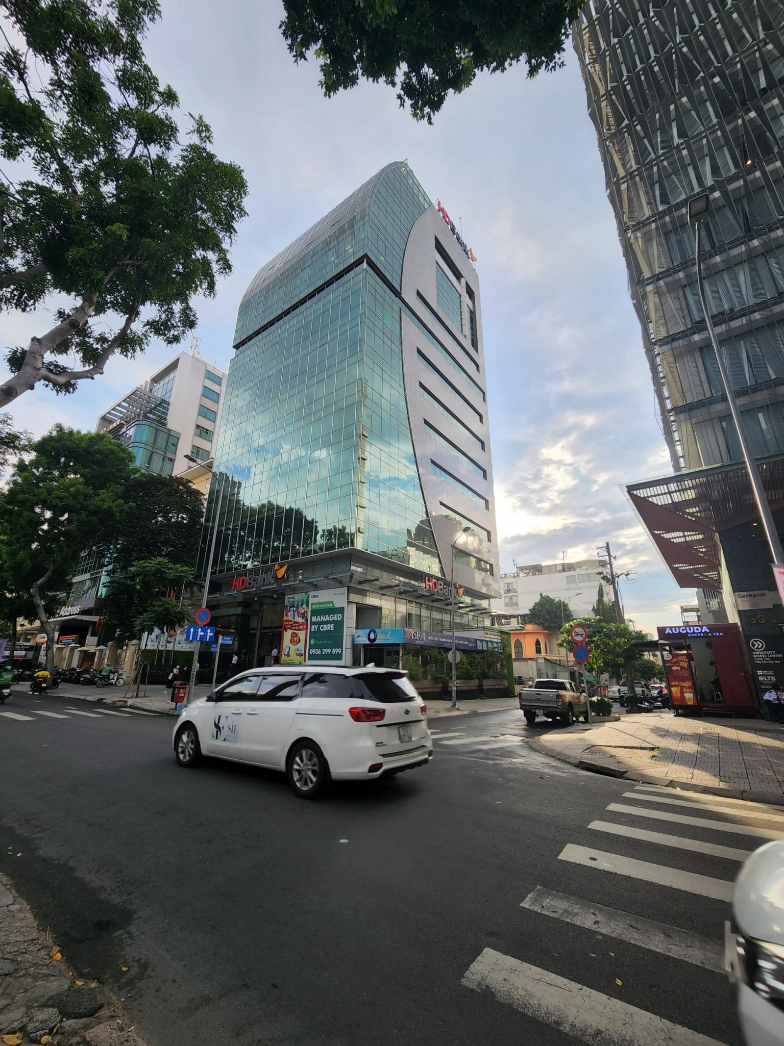 Bán cao ốc văn phòng Level A, Nguyễn Đình Chiểu, 20x26.5m, hầm 15 tầng, P Đa Kao Q1