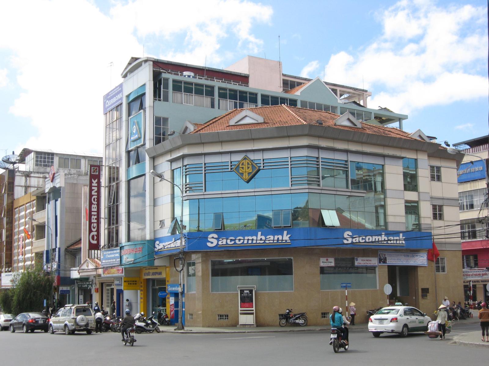 Nhà mặt tiền Bùi Hữu Nghĩa khu kinh doanh vàng - ngân hàng, diện tích 4.5mx20, 2 lầu