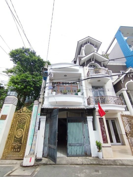 Bán nhà hẻm 19 Nguyễn Cửu Đàm, phường Tân Sơn Nhì, quận Tân Phú, dt 4x20m 1 lầu giá 9,9 tỷ