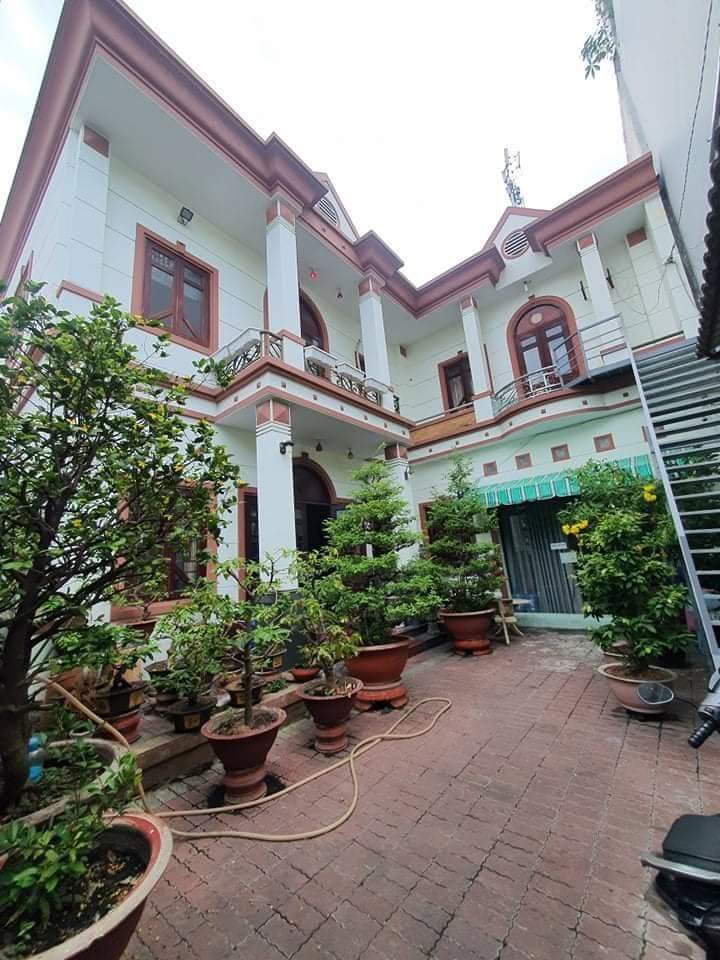 ĐẾN HẸN ĐỊNH CƯ HOA KỲ CÙNG CON CHÁU. BÁN GẤP GARDEN VILLA.  ĐƯỜNG NGUYỄN THỊ THẬP. TÂN KHIỂN.