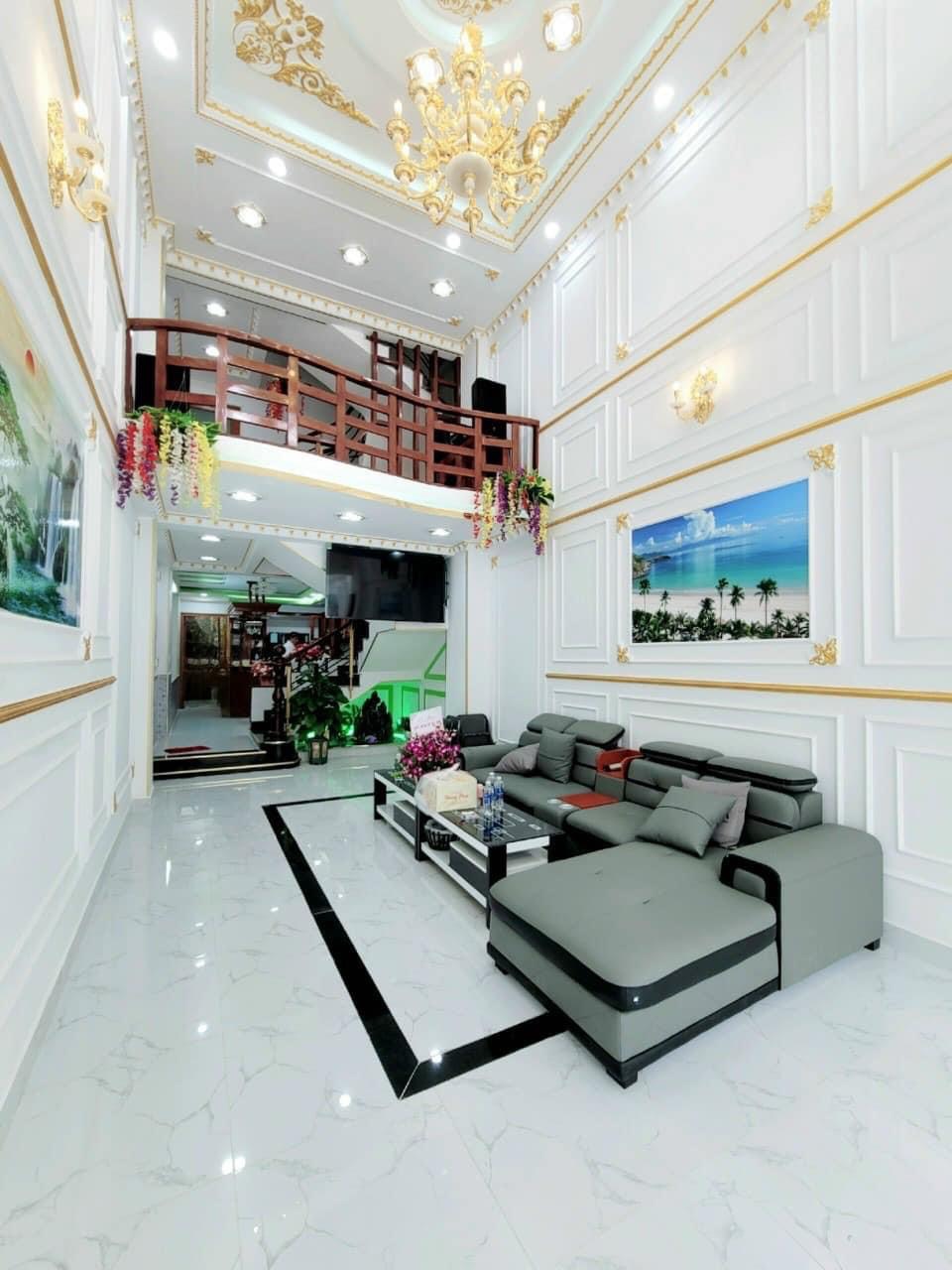 Bán nhà Vườn Lài, Tân Phú 56m2, 4 tầng BTCT, HXH qua nhà giá chỉ 4 tỷ nhỉnh