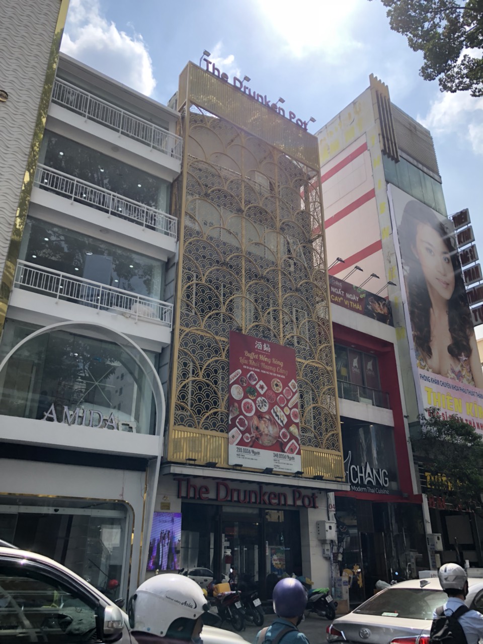 Bán nhà đường Sư Vạn Hạnh, P12, Quận 10 kế bên Vạn Hạnh Mall, DT: 8x15m, hầm 5 lầu giá 32 tỷ TL