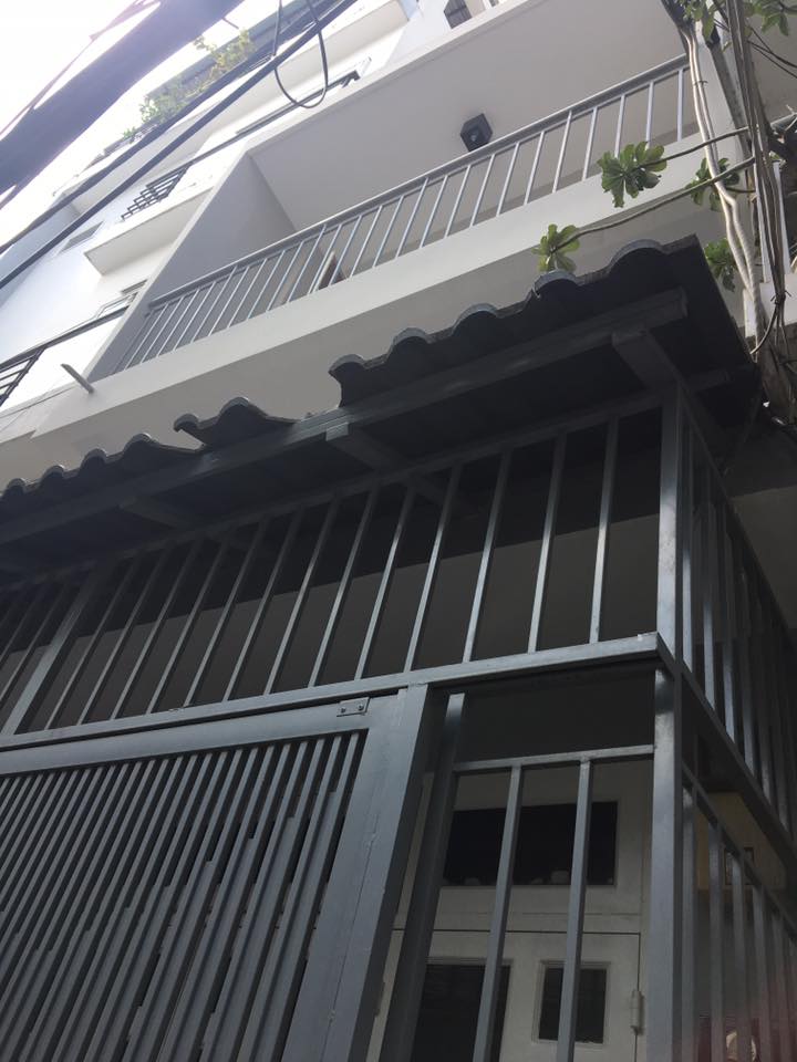 Bán nhà đẹp hẻm 4m đường Lê Hồng Phong, Phường 3, Quận 5.