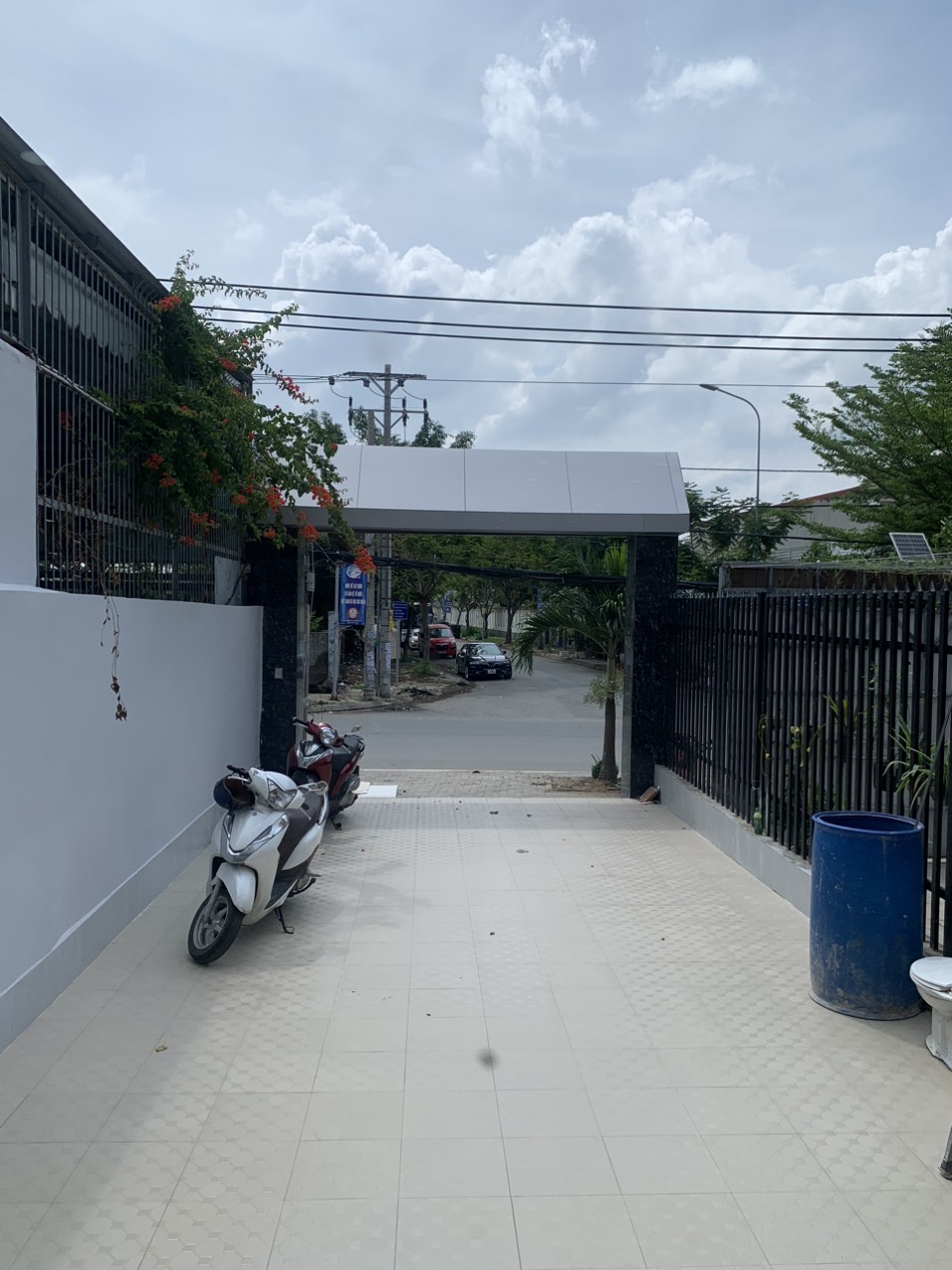 Bán nhà mặt tiền 41 đường Hoàng Quốc Việt, P. Phú Thuận, Quận 7, DT 5 x 25m, 3L, 17tỷ