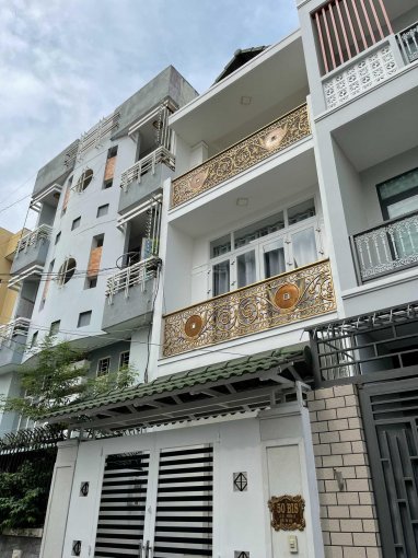 Cần bán nhà mặt tiền Sơn Hưng, ngay chợ Bà Hoa, Trần Mai Ninh, P12, DT 4.3x14m, nhà 3 tầng đẹp