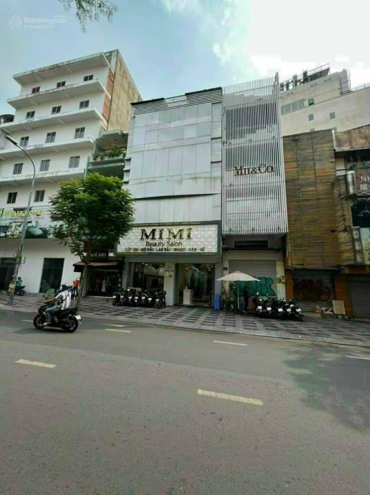 Bán nhà lớn mặt tiền Đồng Nai, 18x30m gần Vạn Hạnh Mall, Kingdom 101 tiện xây buiding, 165 tỷ 0917331788