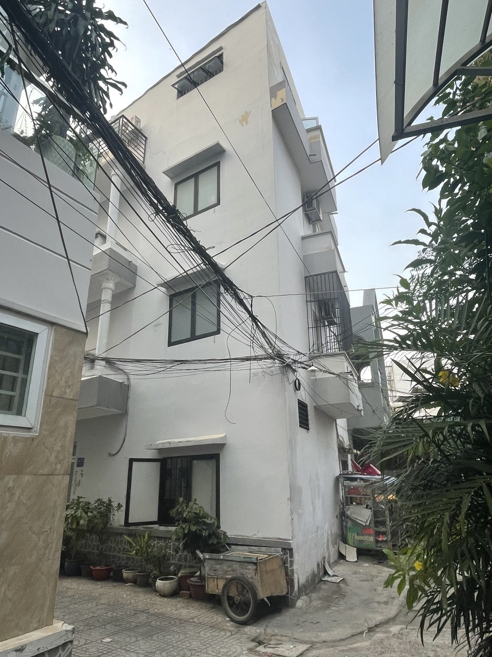 VỊ TRÍ! Bán nhà góc 2 mặt tiền 80m2 ở Ung Văn Khiêm-Nhà 5 tầng-Giá chỉ 11.5T TL.