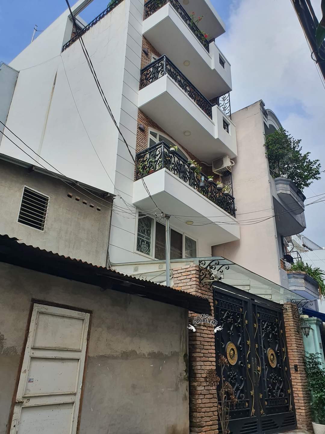 SÁT MT TRẦN BÌNH TRỌNG - NHÀ 5 TẦNG 6PN - GARA XE HƠI - TẶNG NỘI THẤT - GIÁ CHÀO 11,9 TỶ